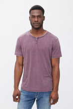 T-shirt délavé effet usé à col cranté thumbnail 5
