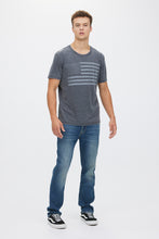 T-shirt dÃ©lavÃ© effet usÃ© Ã  imprimÃ© drapeau des Ãtats-Unis thumbnail 2