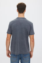 T-shirt dÃ©lavÃ© effet usÃ© Ã  imprimÃ© drapeau des Ãtats-Unis thumbnail 4