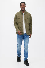 Veste fonctionnelle utilitaire thumbnail 7