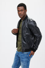 Veste aviateur en cuir thumbnail 3