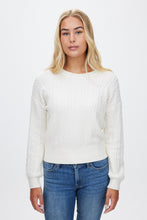 Chandail à enfiler en tricot torsadé thumbnail 3