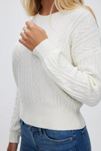 Chandail à enfiler en tricot torsadé thumbnail 5