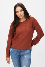 Chandail à enfiler en tricot torsadé thumbnail 11