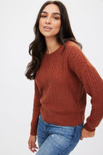 Chandail à enfiler en tricot torsadé thumbnail 13