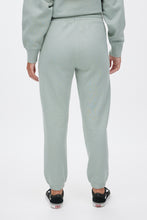 Classic Jogger thumbnail 19