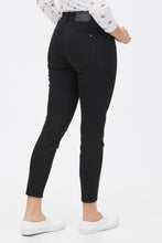 Mid Rise Ava Skinny Jean thumbnail 5