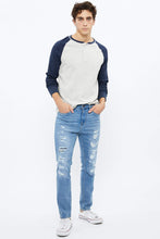 Max Stretch Skinny Destroyed Jean thumbnail 2