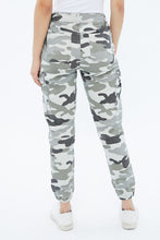 High Rise Relaxed Cargo Jogger thumbnail 8