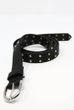Ceinture cloutée thumbnail 1