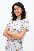 T-shirt pyjama super doux coupe court carrée à imprimé graphique Garfield Yawn thumbnail 2