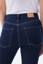 Seriously Stretchy High Rise Curvy Jegging thumbnail 3