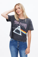 T-shirt teint noué coupe court carrée à imprimé graphique Pink Floyd thumbnail 2